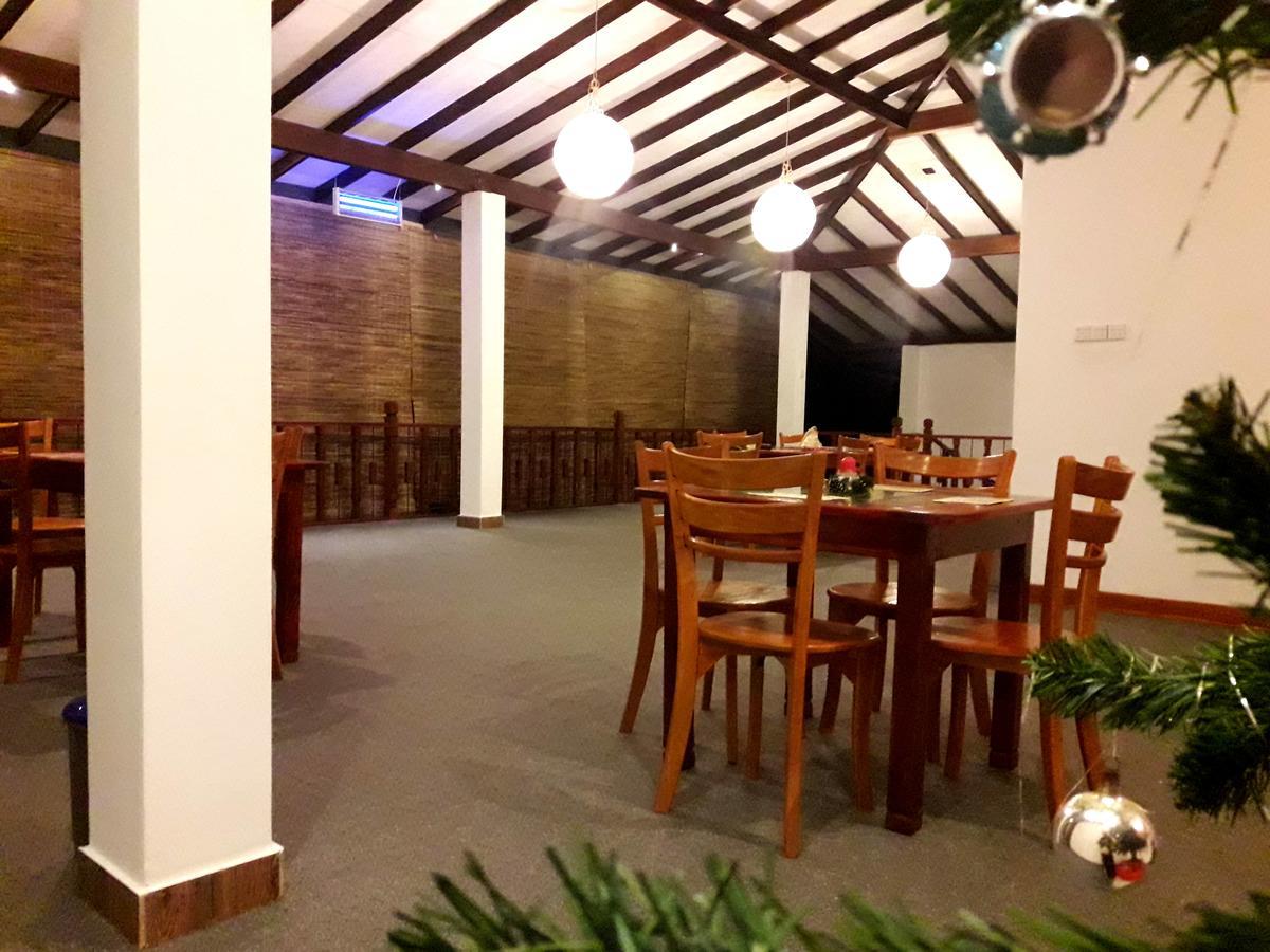 Nico Lagoon Hotel Negombo Exterior photo